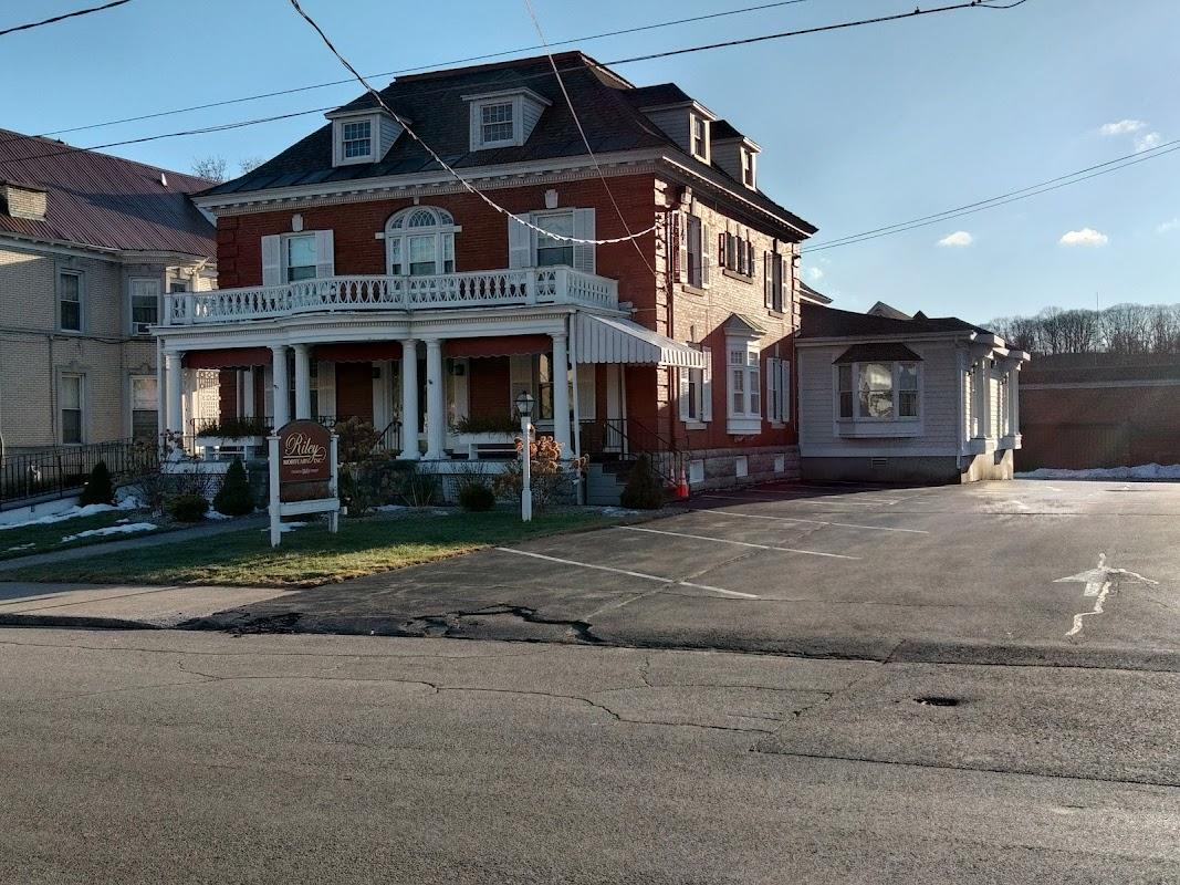 Riley Mortuary Inc in Amsterdam New York