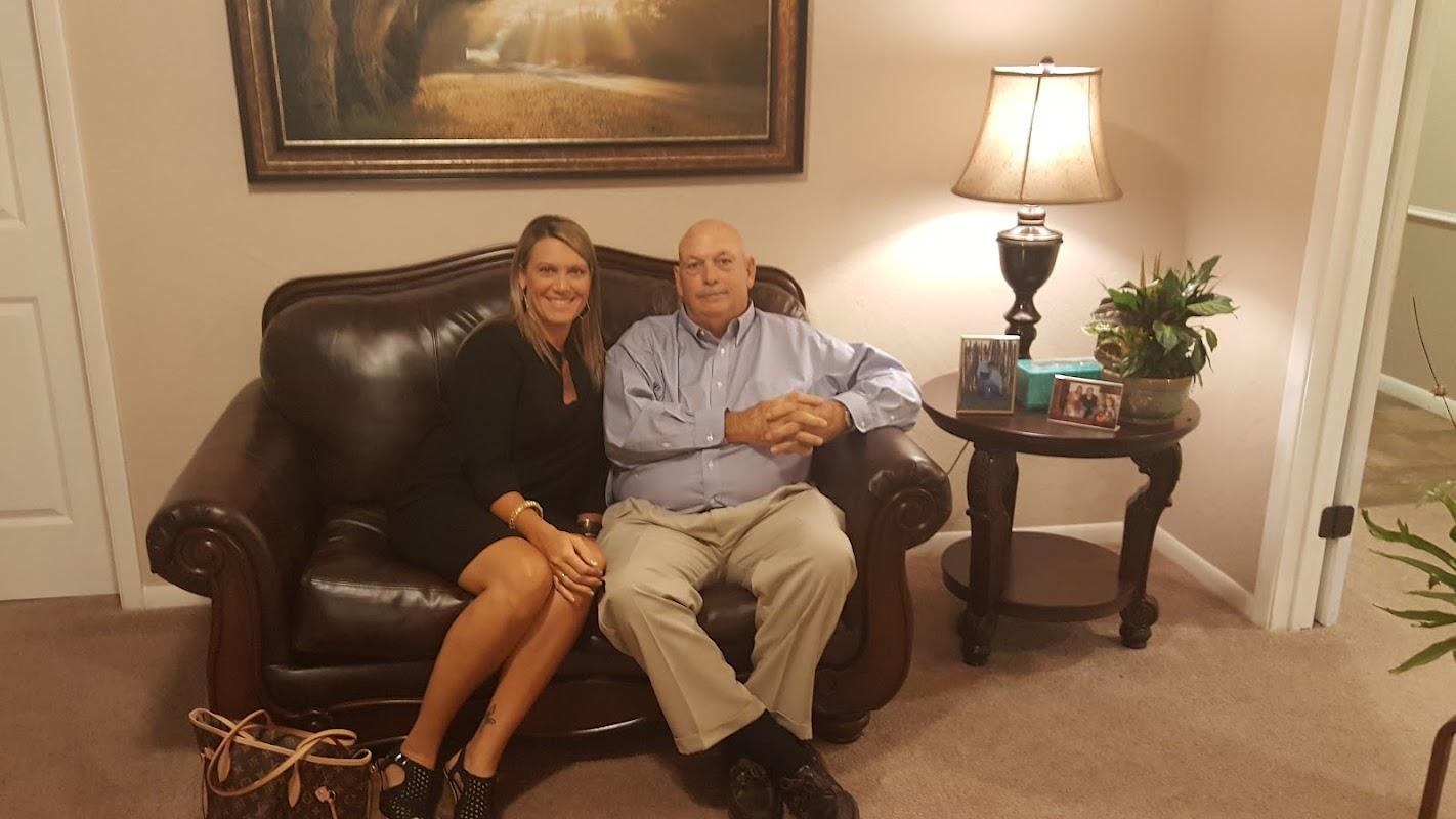 Robertson Funeral Directors - Clarendon building in Clarendon, Texas