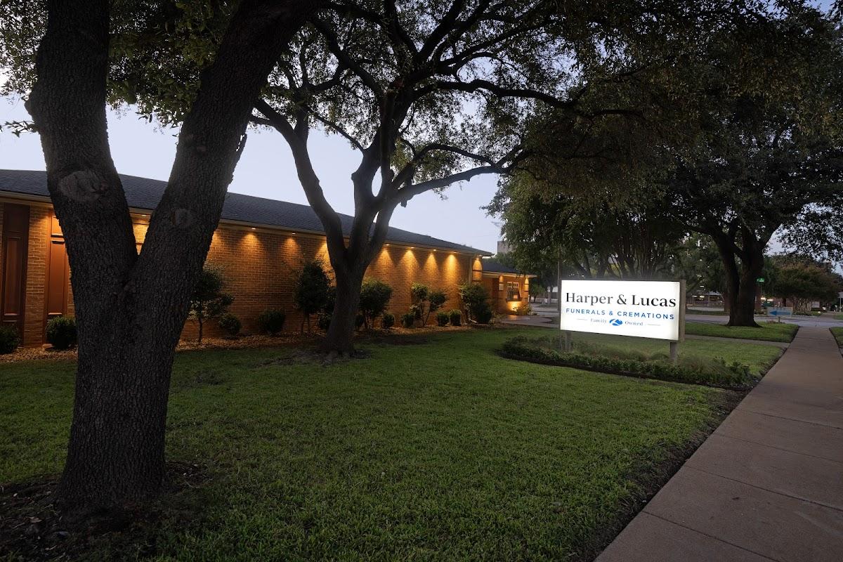 Robertson Mueller Harper Funeral Directors in Fort Worth Texas