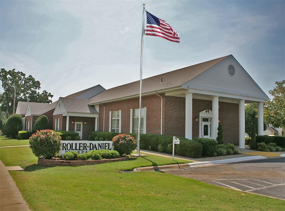 Roller-Daniel Funeral Home building in Searcy, Arkansas