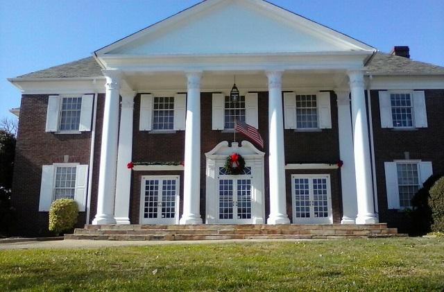 Rose Mortuary Broadway Chapel in Knoxville Tennessee