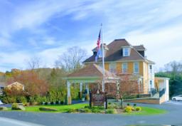 Schellhaas Funeral Home building in Bakerstown, Pennsylvania