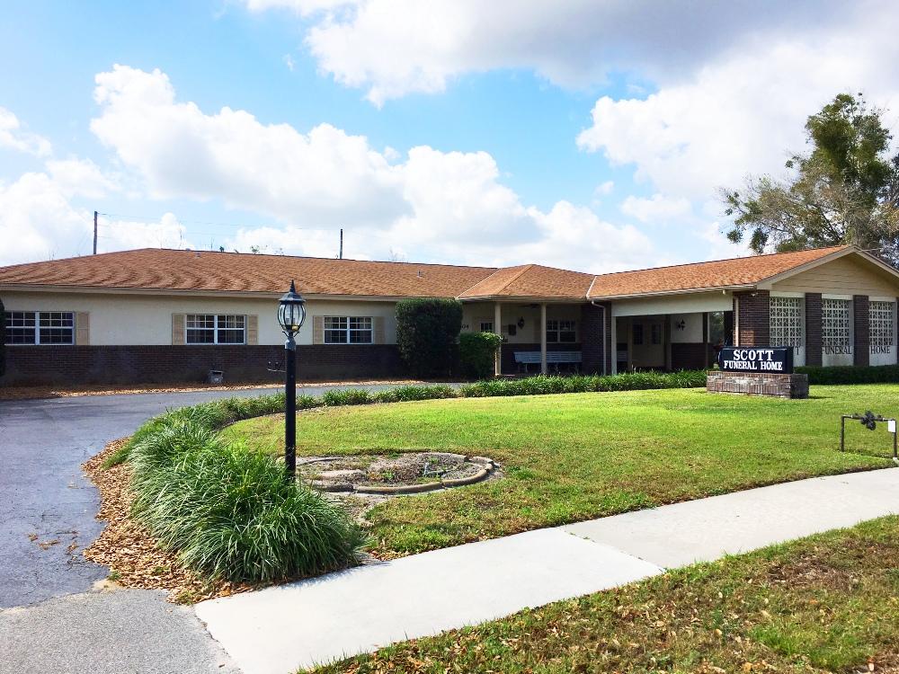 Scott Seawinds Funeral Home & Crematory in Lake Placid Florida