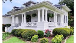 Shackelford Funeral Directors of Henderson - Casey Chapel in Henderson Tennessee