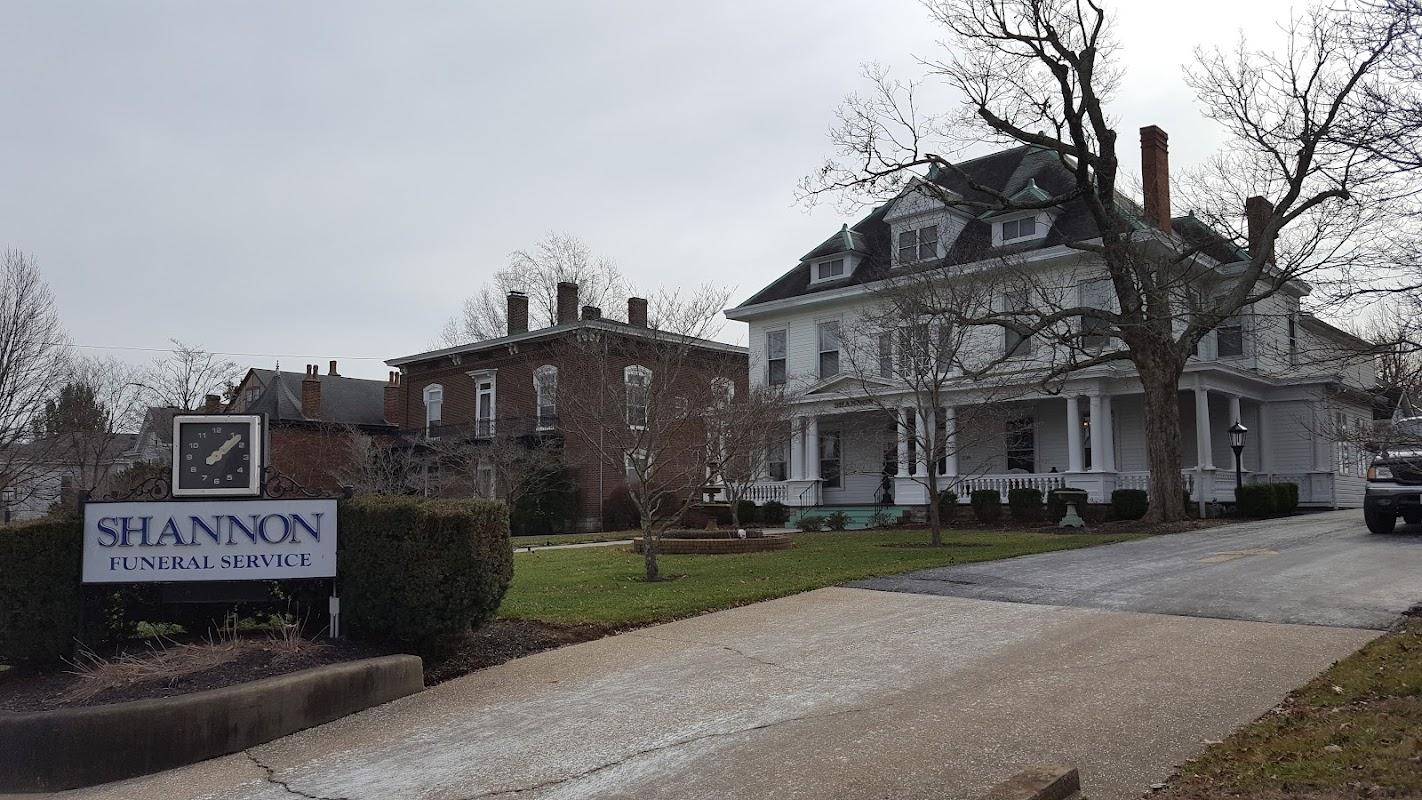 Shannon Funeral Service building in Shelbyville, Kentucky