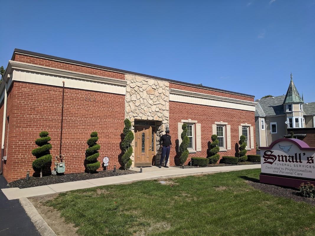 Small's Funeral Services building in Mansfield, Ohio