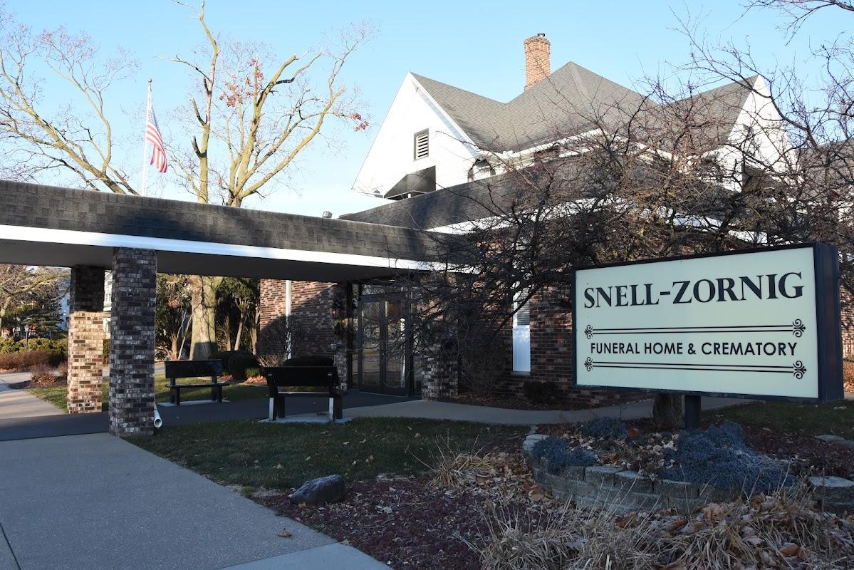 Snell-Zornig Funeral Homes & Crematory in Clinton Iowa
