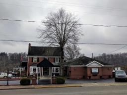 Sparks Funeral Home building in Grayson, Kentucky