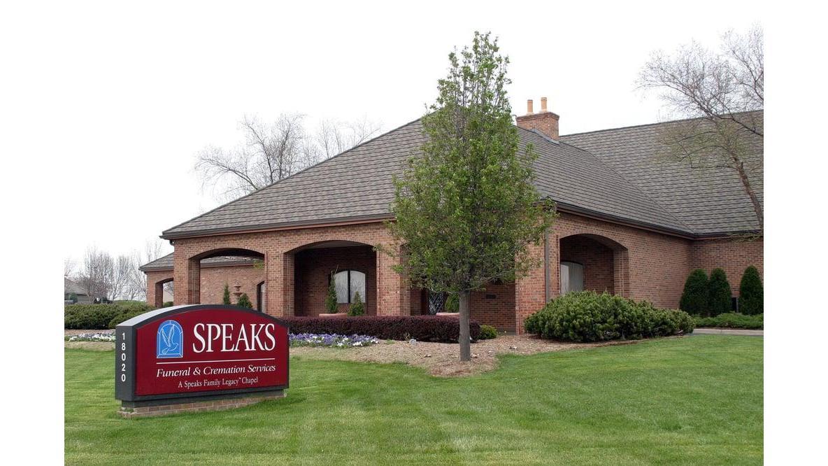 Speaks-Suburban Chapel building in Independence, Missouri