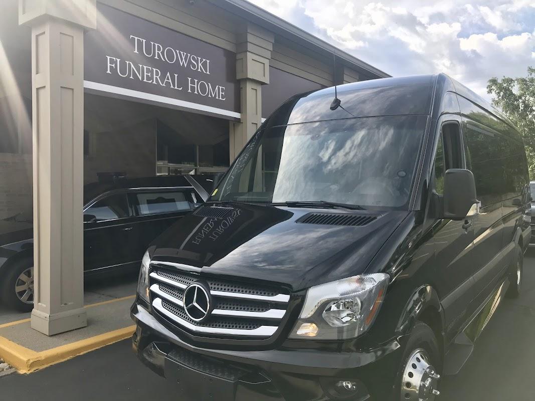 Stanley Turowski Funeral Home in Dearborn Heights Michigan
