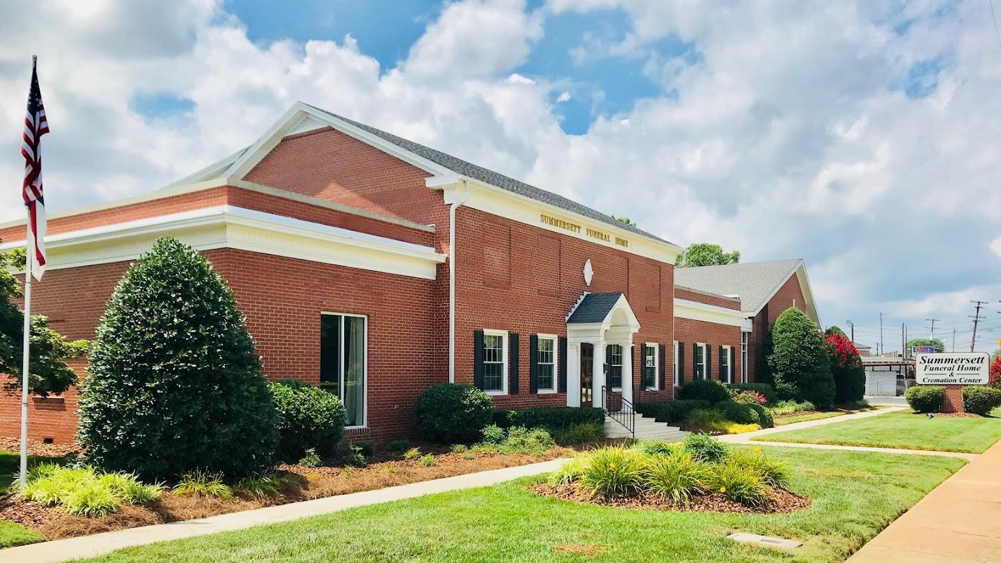 Summersett Funeral Home building in Salisbury, North Carolina
