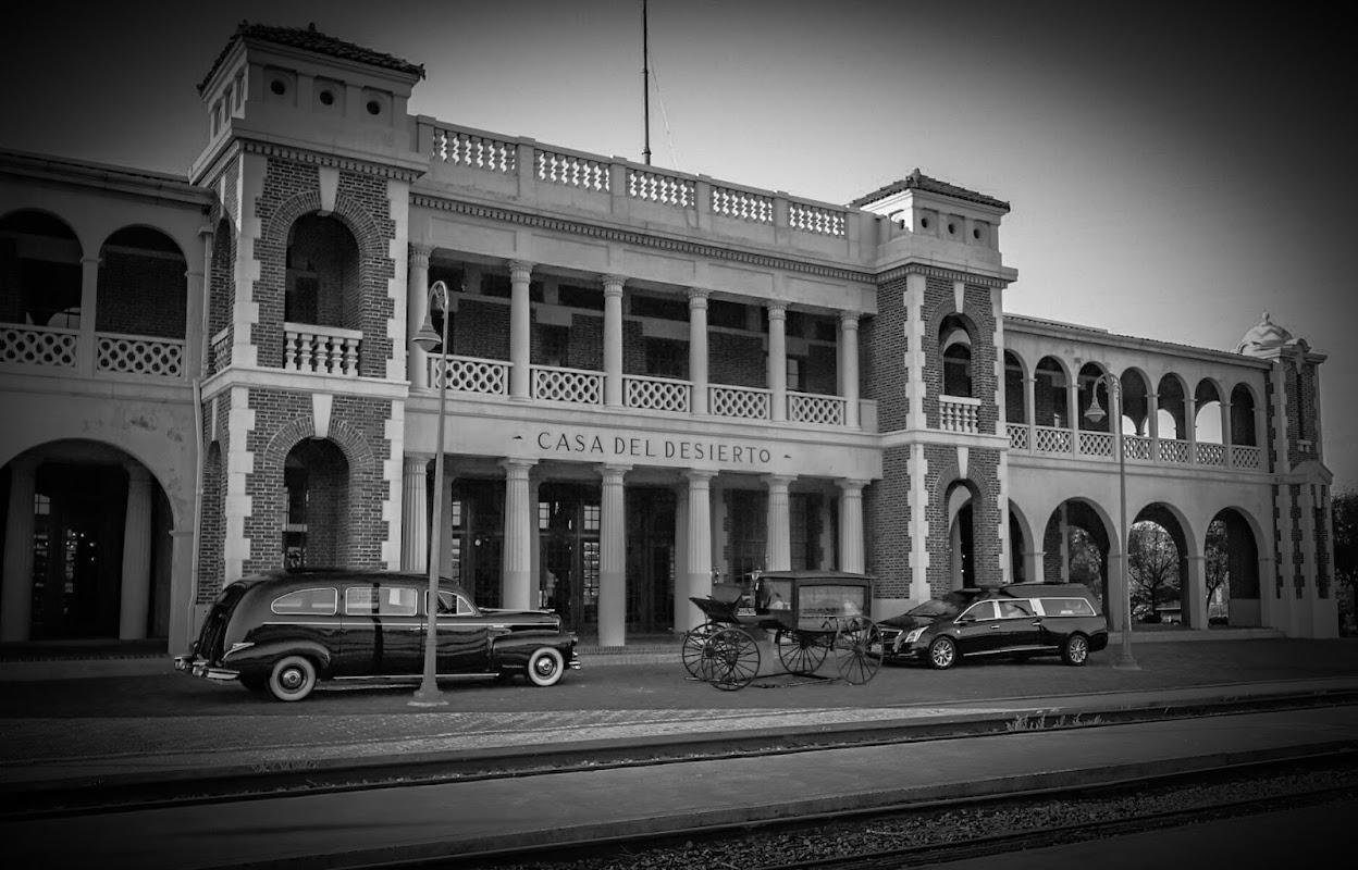 Sunset Hills Mortuary Of Barstow building in Barstow, California