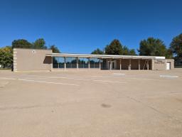 Thomas-Randolph Funeral Homes building in Seymour, Iowa