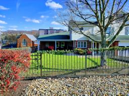 Thompson-Marodi Funeral Home in Bentleyville Pennsylvania