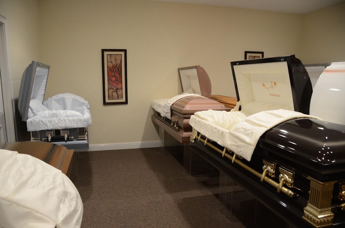 Todd County Funeral Home building in Elkton, Kentucky