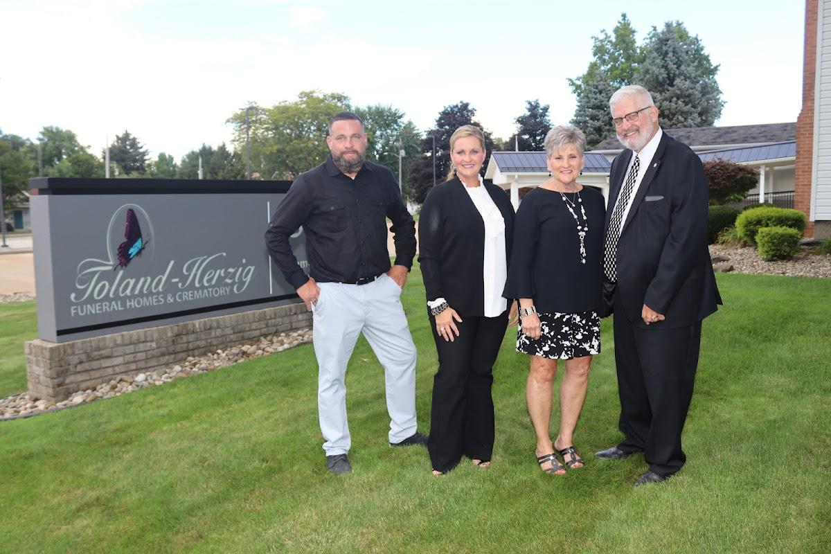 Toland-Herzig Funeral Homes & Crematory building in Dover, Ohio