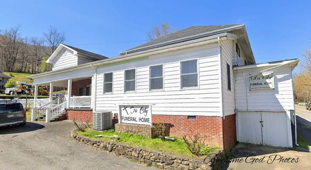 Tri-City Funeral Home in Benham Kentucky