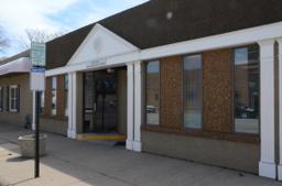 Van Hoe Funeral Home in East Moline Illinois