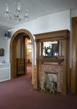 Waters Funeral Home in Hartford City Indiana