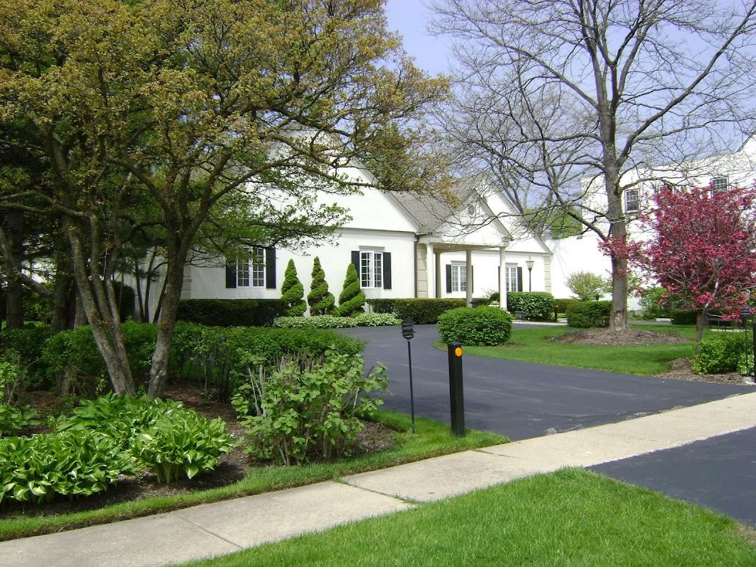Wenban Funeral Home building in Lake Forest, Illinois