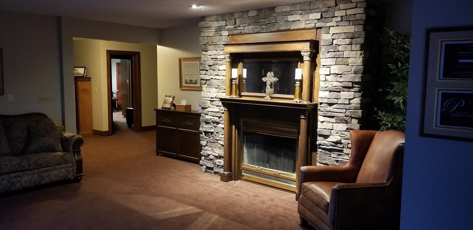 Williamson & Spencer Funeral Home in Portland Indiana