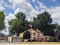 Wonderly Horvath Hanes Funeral Home in Fremont Ohio