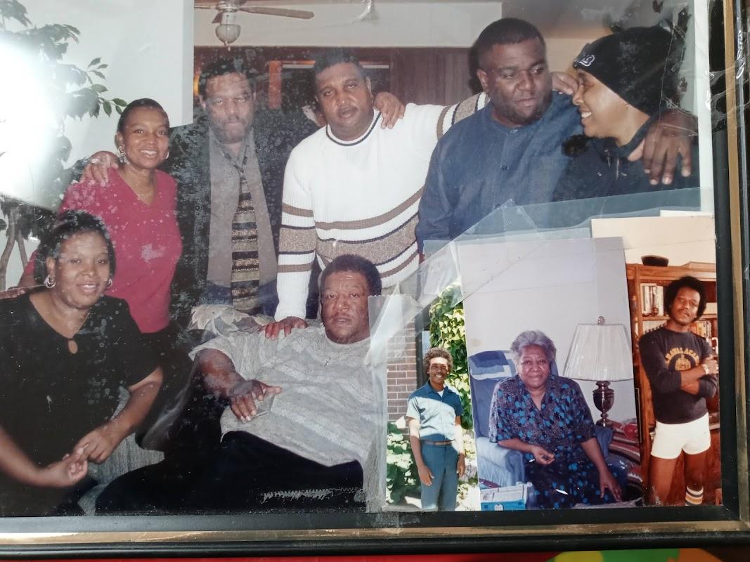 Woods Funeral Home in Chicago Heights Illinois