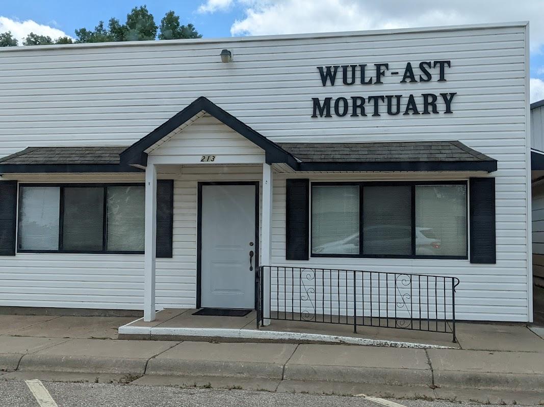 Wulf-Ast Mortuary in Colwich Kansas
